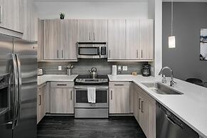 ASK FOR Discount-luxury Serviced Apt in Uptown CLT