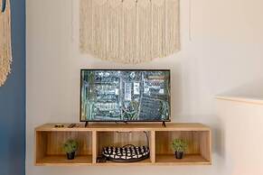 ASK FOR Discount-2br Hip Apt Free Parking Wifi