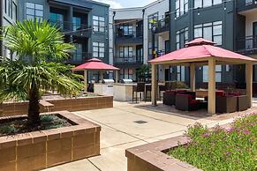 ASK FOR Discount-2br Hip Apt Free Parking Wifi