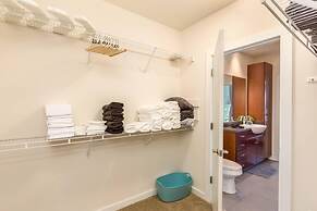 ASK FOR Discount-2br Hip Apt Free Parking Wifi