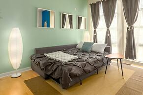 ASK FOR Discount-2br Hip Apt Free Parking Wifi