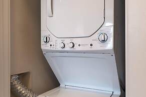 ASK FOR Discount-10 Min Walk to Epicentre Wifi