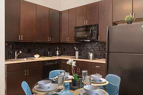 ASK FOR Discount-10 Min Walk to Epicentre Wifi