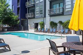 One Bedroom Apartment -10 Min Walk to Epicentre Wifi