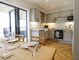 Neptune Cottage