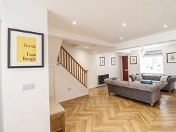Neptune Cottage