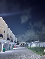 Luxury Shortlet Apartment LBS, AJAH