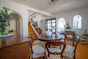 Estate4home - Villa Bougainville