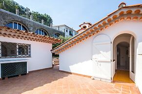 Estate4home - Villa Bougainville