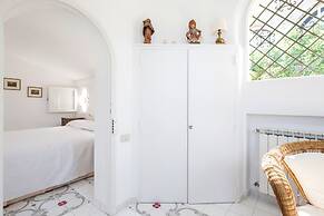 Estate4home - Villa Bougainville