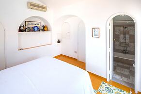 Estate4home - Villa Bougainville