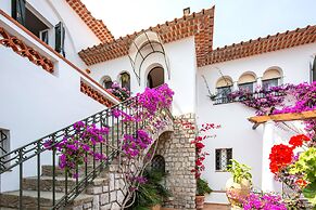 Estate4home - Villa Bougainville