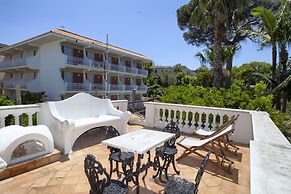 Estate4home - Villa Le Camelie