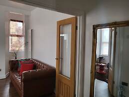 Remarkable 1-bed House the Entire First Floor