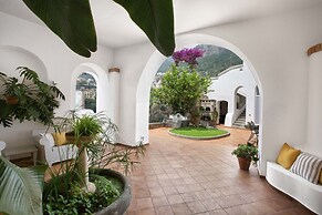 Estate4home - Villa Field