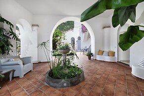 Estate4home - Villa Field