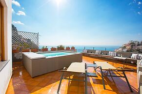 Estate4home - Villa Field