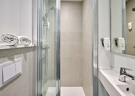 Kyriad Direct Narbonne Sud