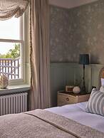 STANWELL HOUSE