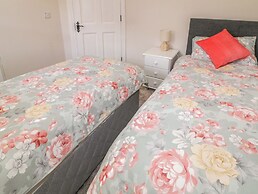 Owen Tucker View House