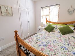 Owen Tucker View House