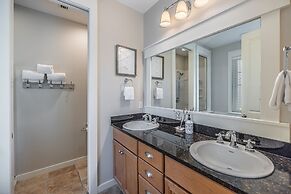 1364 Laurel Grove 3 Bedroom Home by RedAwning