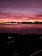 Boulders Blue Bed and Breakfast