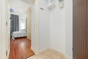 Rejtana Apartment Mokotów by Renters