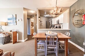 Elevate Vacations Cascade - 412