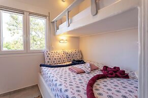 Eressian Lodgings Apartments