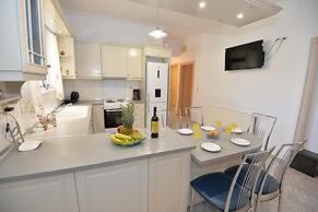 Nina s Apt in Ialysos Near the Beach