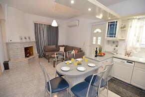 Nina s Apt in Ialysos Near the Beach