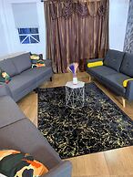 Cozy First Floor Accommodation 4 Guests, 1 Bedroom