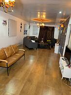 Cozy First Floor Accommodation 4 Guests, 1 Bedroom