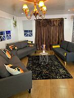 Cozy First Floor Accommodation 4 Guests, 1 Bedroom