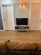 Cozy First Floor Accommodation 4 Guests, 1 Bedroom