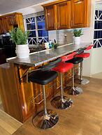 Cozy First Floor Accommodation 4 Guests, 1 Bedroom