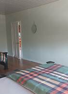 Cozy First Floor Accommodation 4 Guests, 1 Bedroom