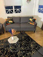 Cozy First Floor Accommodation 4 Guests, 1 Bedroom