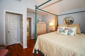 708 Ocean Cottage Beach Home