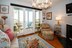 708 Ocean Cottage Beach Home