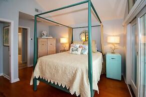 708 Ocean Cottage Beach Home