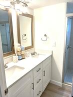 Grand Family 3BD Condo Apartment Near Disney Parks 5