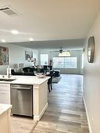 Grand Family 3BD Condo Apartment Near Disney Parks 5