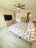 Grand Premier 3BD Condo Apartment Near Disney Parks 6