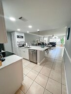 Grand Premier 3BD Condo Apartment Near Disney Parks 6