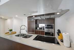Amazing Condos at Icon Brickell With Pool