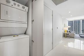 Amazing Condos at Icon Brickell With Pool