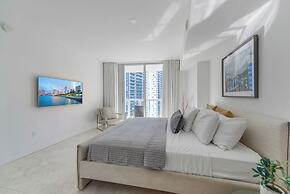 Amazing Condos at Icon Brickell With Pool
