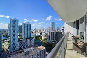 Amazing Condos at Icon Brickell With Pool